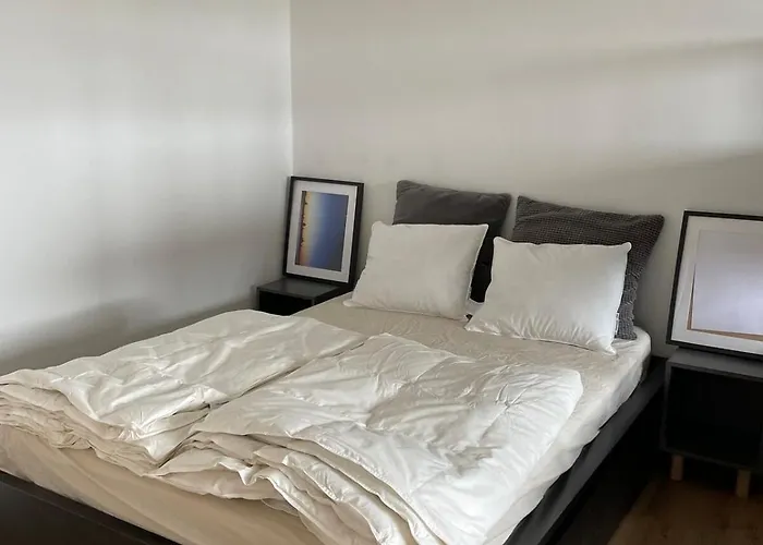 Schoene In Bahnhofsnaehe شقة فيلس